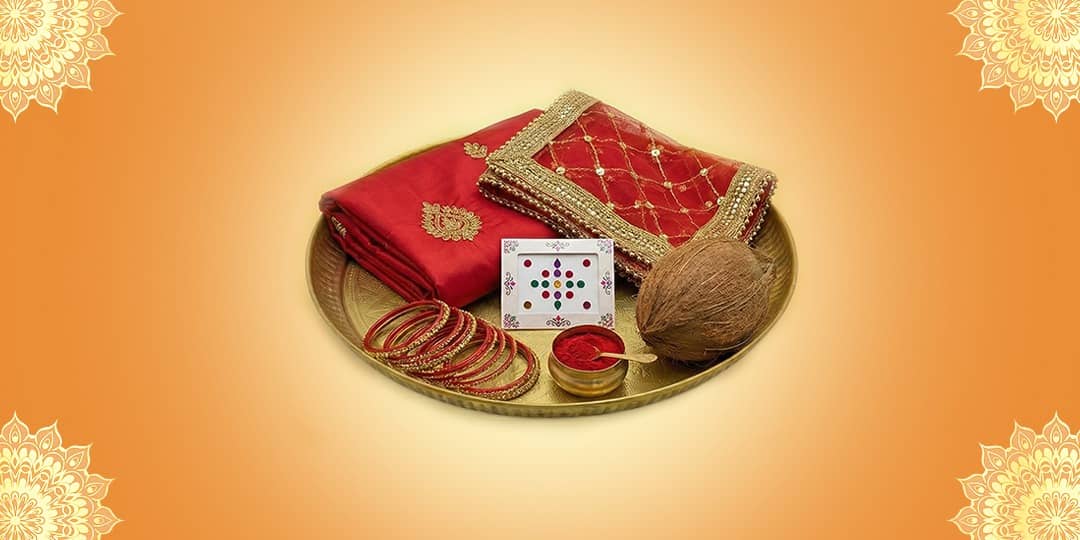Offer Saree and Shringar Thali to Maa Lakshmi